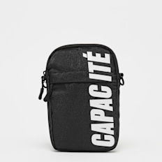 Capacité Core Logo Crossbody Bag zwart