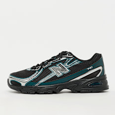 New Balance 740 noir