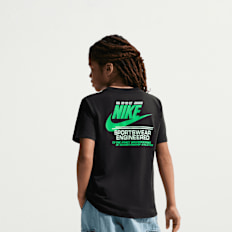 Nike   Sportswear T-Shirt noir