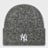 New Era Female Wide Cuff Beanie MLB New York Yankees grijs