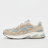 New Balance 2010 beige