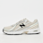 New Balance 740 bege
