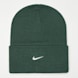 Nike   Futura Peak Swoosh Beanie grün 41594 1