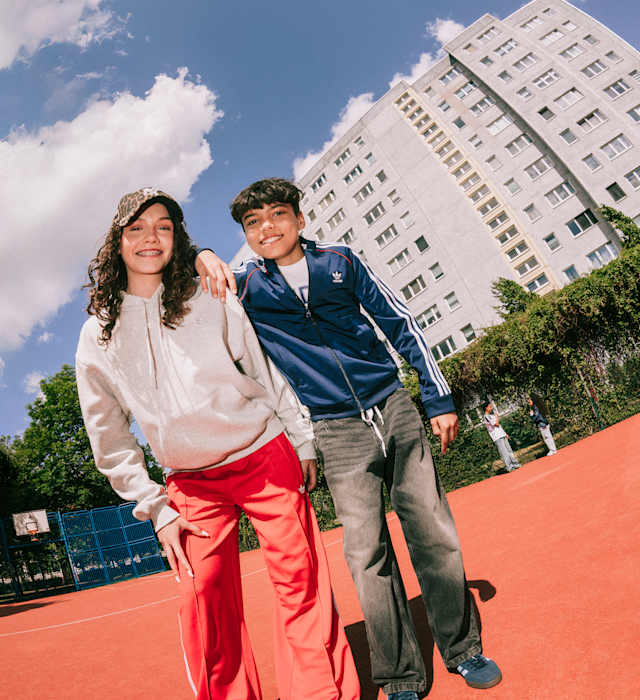 KN-BTS-Q325-DC-300-RGB-KN-BTS-Q325_31A9728