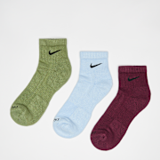 Niet geselecteerd, Nike, 3 PACK - Everyday Plus Cushioned Training Ankle Socks, groen (Uitverkocht)