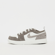 Selected, Jordan, Jordan 1 Low Alt Children, white
