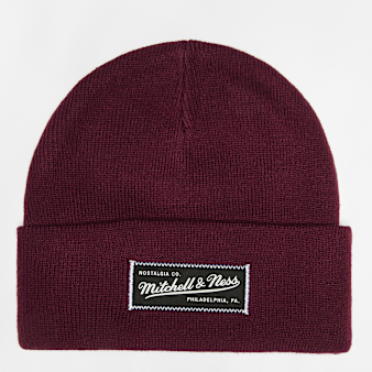 Mitchell & Ness, Branded Patch Logo Beanie, red