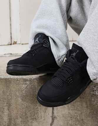 Air Jordan 4 "Black Cat"